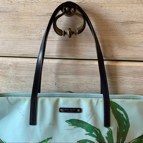 Kate spade I need a vacation purse tote - Picture 2 of 10